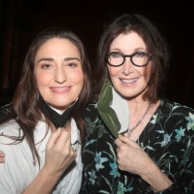 Photos: Original Baker's Wife Joanna Gleason Meets the Cast of INTO THE WOODS
