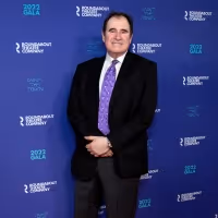 Richard Kind to Host 2022 Williamstown Theatre Festival Gala Featuring Steven…