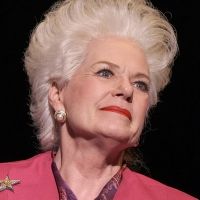 Photo Flash: Libby Villari Stars in Holland Taylor's ANN
