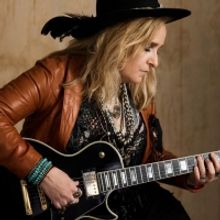 Melissa Etheridge Comes to the Warner in November