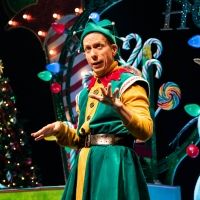 Photo Flash: Steven Strafford Stars In THE SANTALAND DIARIES At Goodman Theatre