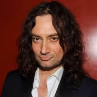 Photo Flash: Constantine Maroulis Hits the Stage At Birdland, With Special Guest…