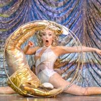 Photo Flash: First Look at MAGIC GOES WRONG at the Vaudeville Theatre