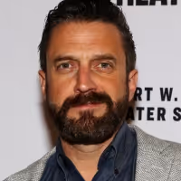 Raúl Esparza Will Lead Premiere of THE WAVES IN QUARANTINE at Berkeley Rep; New…