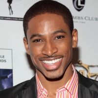 Broadway's Robert Hartwell Signs On for Discovery+ Home Renovation Series TAKING…