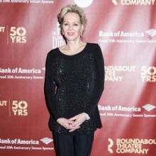 Jean Smart & Julianne Nicholson Join Kate Winslet's MARE OF EASTTOWN