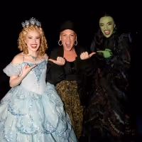 Photos: P!NK Proves She Goes Good With Green as She Visits WICKED on Broadway!