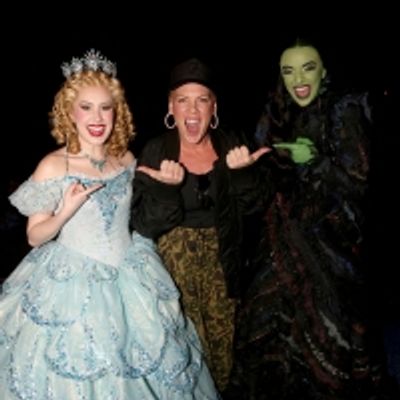 Photos: P!NK Proves She Goes Good With Green as She Visits WICKED on Broadway!