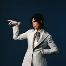 Hayley Mary Will Perform Pop Up Gig Outside State Library Victoria