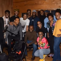 BWW Exclusive: AIN'T TOO PROUD Celebrates the Season by Singing 'Carols For A Cure'