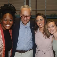 BWW Photo Exclusive: WAITRESS Welcomes Senate Majority Leader Chuck Schumer on…