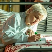 Photos: See Emma Corrin & More in Rehearsals for ORLANDO at the Garrick Theatre