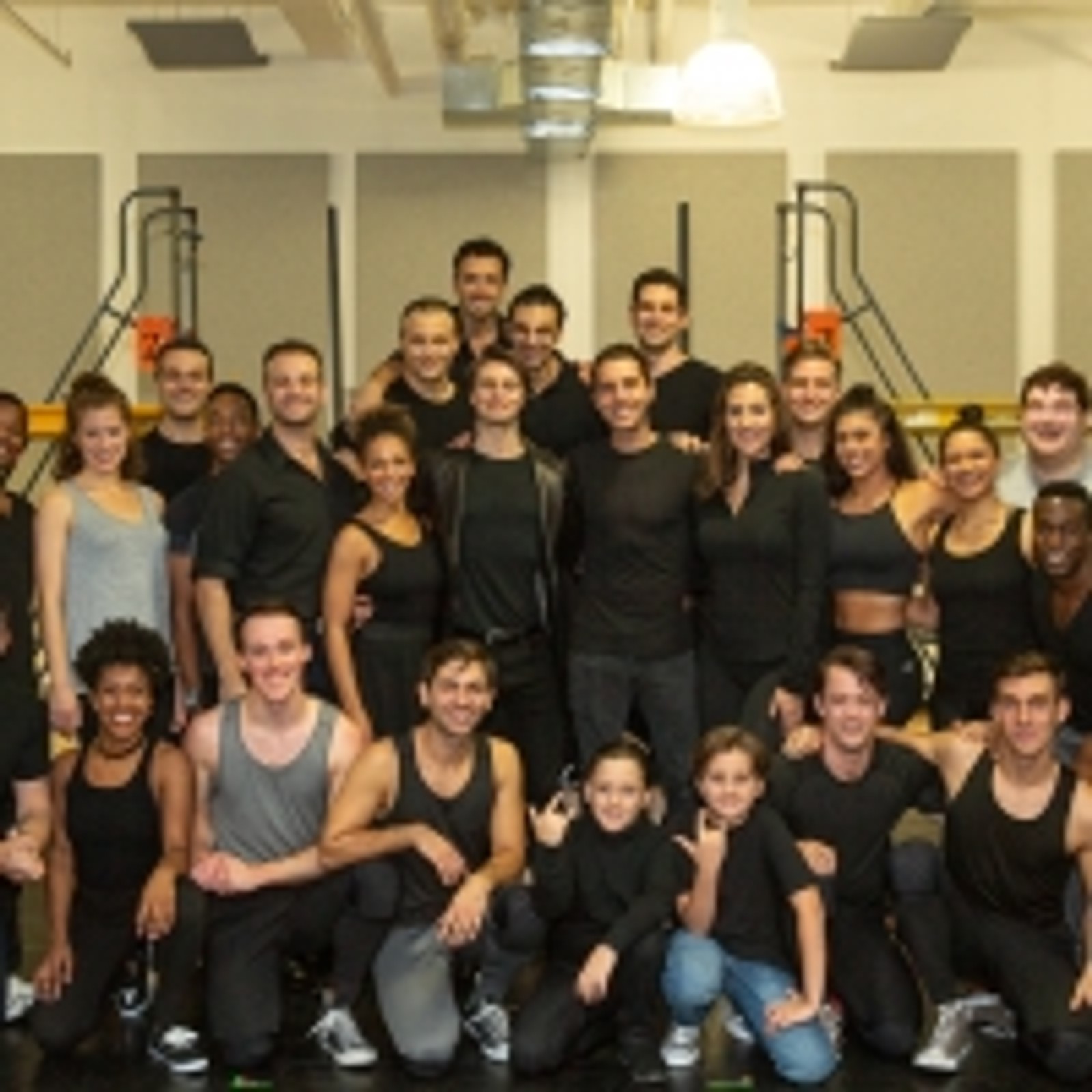 Photo Coverage: A BRONX TALE National Tour Gets Ready to Hit the Road!