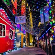 Tinsel Christmas Pop-up Bar Brings A White Christmas To 12th Street