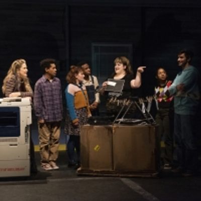 Photos: First Look at Bonnie Milligan, Victoria Clark &amp; More in KIMBERLY AKIMBO