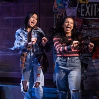 Photos &amp; Video: First Look at DAPHNE'S DIVE at Signature Theatre
