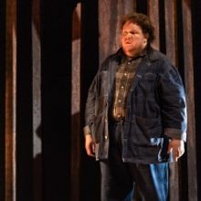 Photos: First Look at OF MICE AND MEN at Birmingham Rep