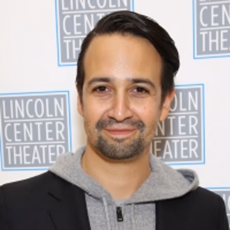 Wake Up With BWW 8/28: Lin-Manuel Miranda Will Star in New Rom-Com THE MAKING OF, and More! Image