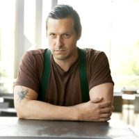Actor and Director Jakob Öhrman Combines Tjechov and Alien Films in Tampere