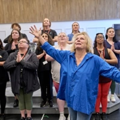Photos: Inside Rehearsal For SISTER ACT, Opening in London Next Month