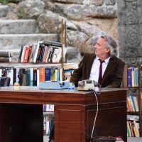 Photo Flash: First Look at EDUCATING RITA, Now Playing at the Minack Theatre