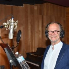 BWW Exclusive: Joel Grey and FIDDLER ON THE ROOF IN YIDDISH Cast Celebrate Hanukkah o