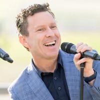 Photos: Broadway's Claybourne Elder Takes The Stage At BROADWAY & VINE