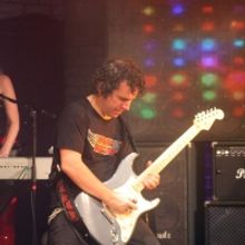 See Justin Smith, Sean Driscoll and Pete Donovan Perform at Calissa in Water Mill