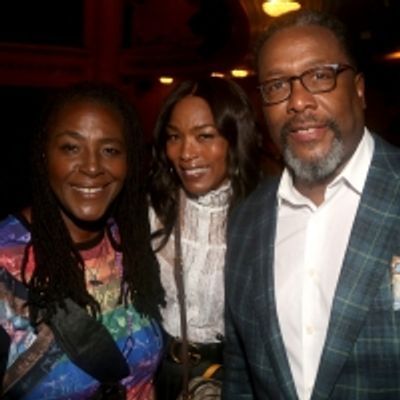 Photos: The Cast of DEATH OF A SALESMAN Takes Their Bows at First Preview