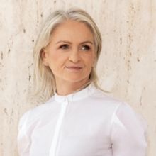 Neiman Marcus Exec Gretchen Pace Appointed To The Wallis' Board Of Directors