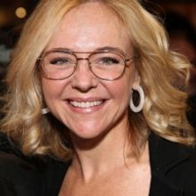 Tony, Grammy and Emmy Award Winner Rachel Bay Jones Kicks Off the 2023 Aventura Broad