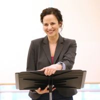 Mandy Gonzalez Finishes Final Chemo Treatment, Expresses Gratitude in a Tweet
