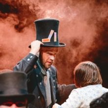 Photos: First Look at the New Vic's ALICE IN WONDERLAND