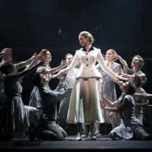 Photo Flash: First Look at NY City Center's EVITA, with Solea Pfeiffer & More!
