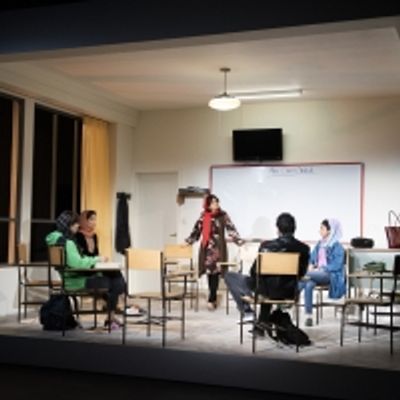 Photos: First Look at Atlantic Theater Company&#039;s ENGLISH