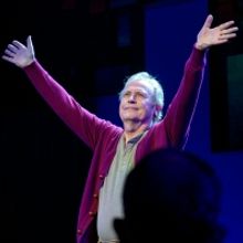 Photos: Billy Crystal & Company Take First Bows in MR. SATURDAY NIGHT