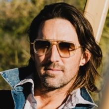 VIDEO: Jake Owen Highlights the Little Things in '1x1' Official Music Video