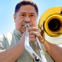 Papo Vazquez Leads National Puerto Rican Day Performance in NYC