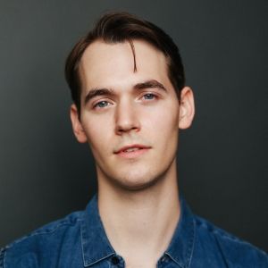 Interview: Tyler Joseph Ellis of SHUCKED at The Hobby Center For Performing Arts