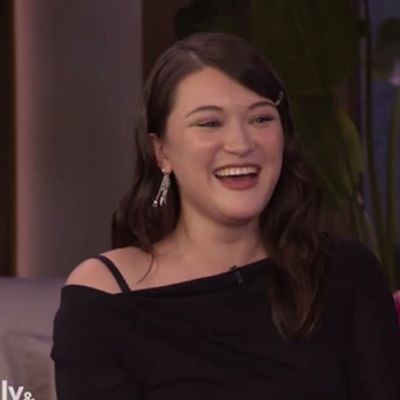 Isa Briones Reveals the Games JUST IN TIME Cast Plays Mid-Performance