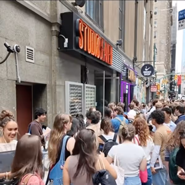 Video: Inside the SPRING AWAKENING Open Call With Thousands of Young Performers Photo