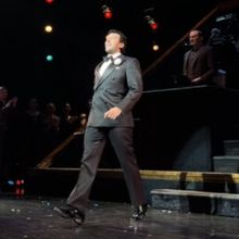 Video: Sebastián Yatra Takes His First Bows In CHICAGO