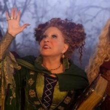 Wake Up With BWW 9/30: HOCUS POCUS Musical in the Works, MERRILY Casting, and More!