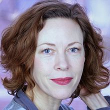 Veanne Cox Joins FINDING DOROTHY PARKER at The Laurie Beechman Theatre