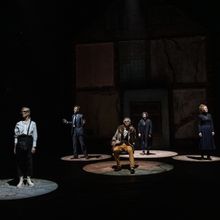 Review: NACHTLAND, Young Vic
