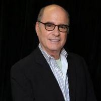 Showtime & CBS Television Studios Sign Clyde Phillips To Overall Development Deal