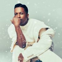 Video: Leslie Odom, Jr. Is the Christmas Crooner Video