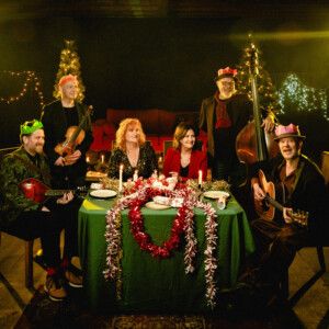 Scottish Folk Stars’ Musical Friendship Sparkles for Christmas Songbook