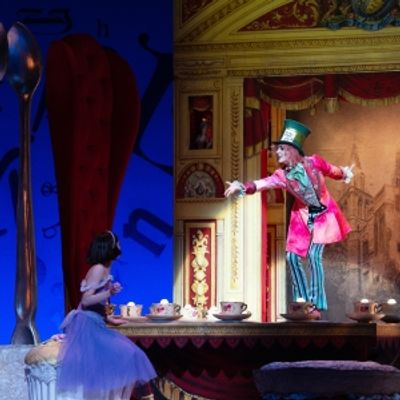 Review: ALICE&rsquo;S ADVENTURES IN WONDERLAND, Royal Ballet And Opera