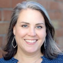 4th Wall Theatre Company Hires Multi-Talented Houston Mainstay Jennifer Dean As Its N